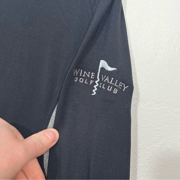 Adidas Wine Valley crew neck top NWT - Picture 2 of 6